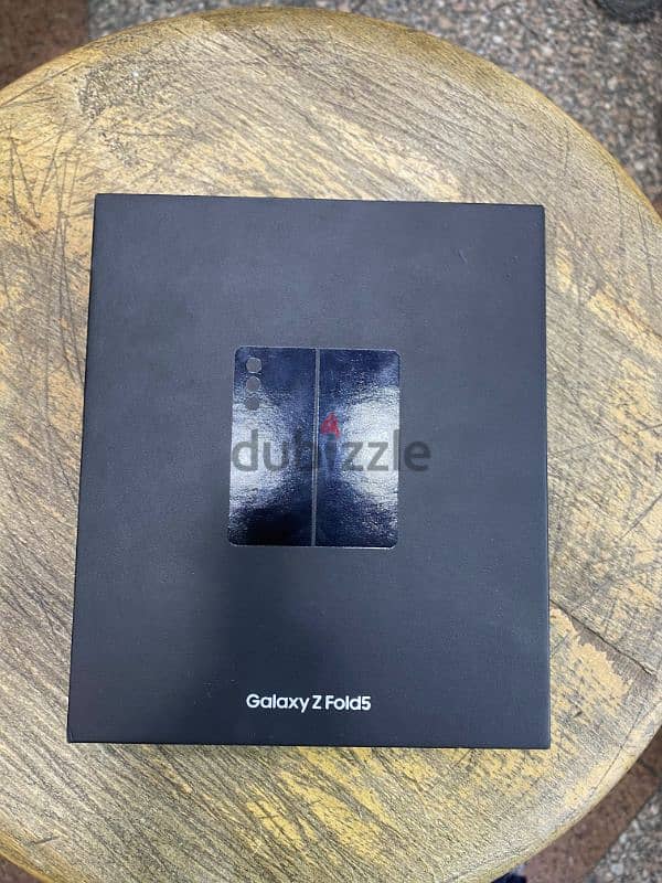 Galaxy Z Fold 5 dual sim 256/12G Black جديد متبرشم 0