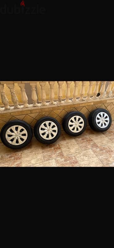 Toyota Corolla tyres with their car rims 10/10 condition 1