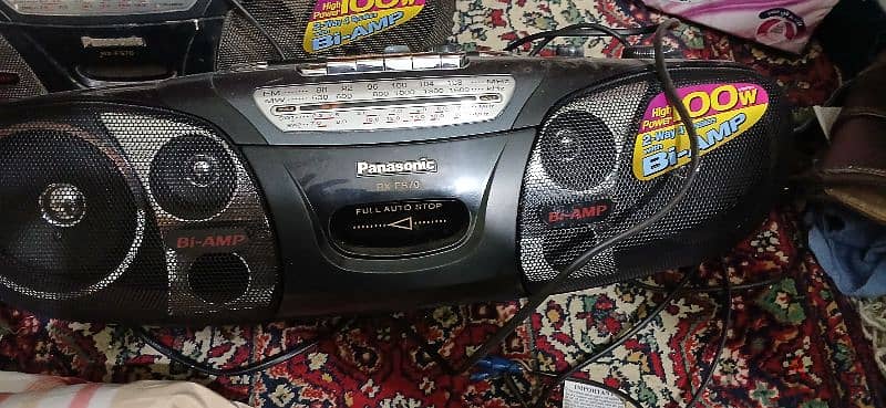 Panasonic stereo 100 w two piece 1