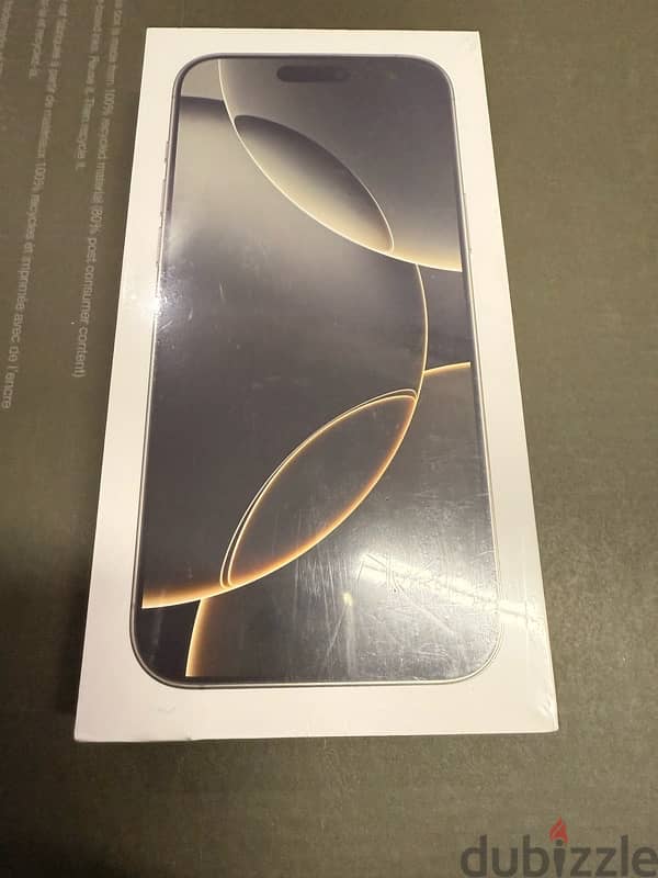 iPhone 16 pro max natural titanium 0