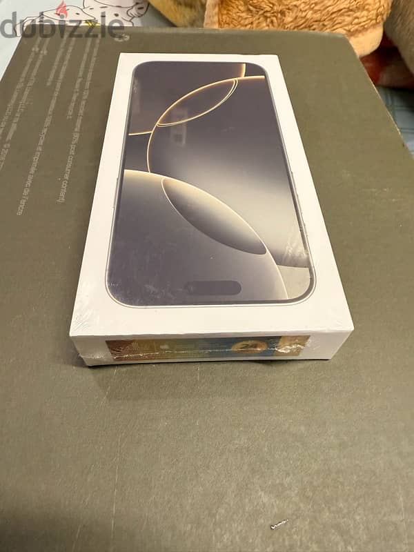 iPhone 16 pro max natural titanium 1