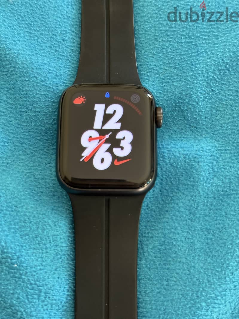 Apple Watch SE Nike 0