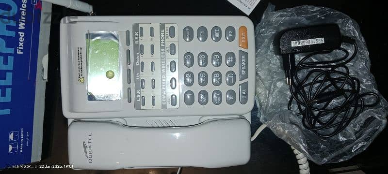 Quick Tel Barq V6.3 Corded Phone - White. . . . . . .  For sale 1