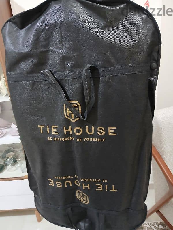 بدلة سوارية TIE HOUSE 3