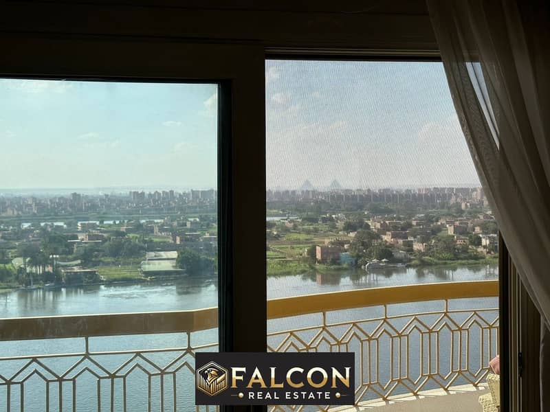 Hotel apartment for sale in Reef du Nile Towers directly on the Nile, with air conditioners and furniture 0