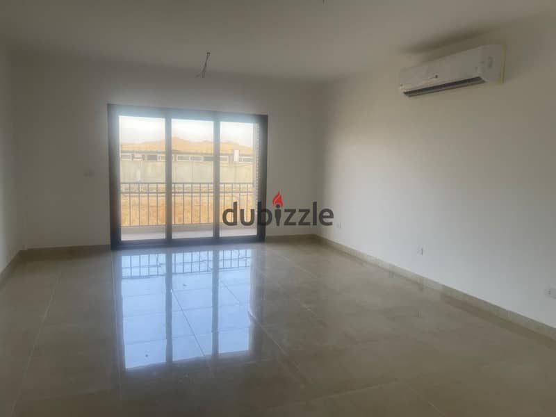 Apartment for rent semi furnished in Fifth Square Compound 0