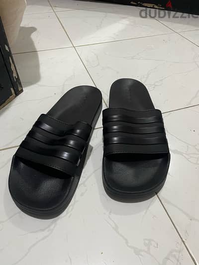 adidas adilette slides