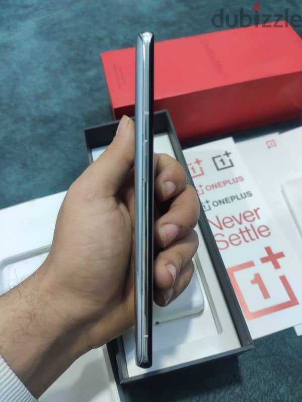 one plus 9pro 5G 1