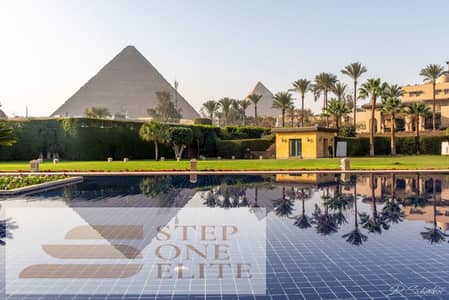 Penthouse for sale, a bargain in October, with a view of the Pyramids, near Zewail University, with a special discount for serious buyers