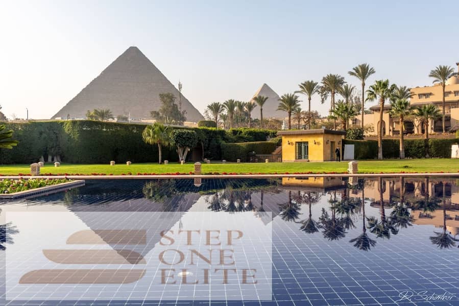 Penthouse for sale, a bargain in October, with a view of the Pyramids, near Zewail University, with a special discount for serious buyers 0