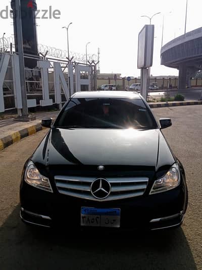 Mercedes C180 2012 - مرسيدس C180 ٢٠١٢ فابريكا