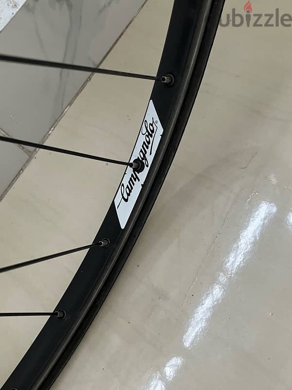 عجلة رود إيطالي ماركة Benotto جروب shimano 600 12