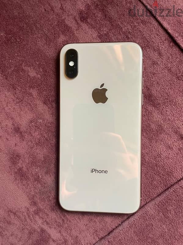 iPhone xs used like new 3