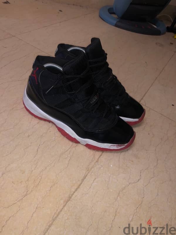 jordan 11 breds size 40 0