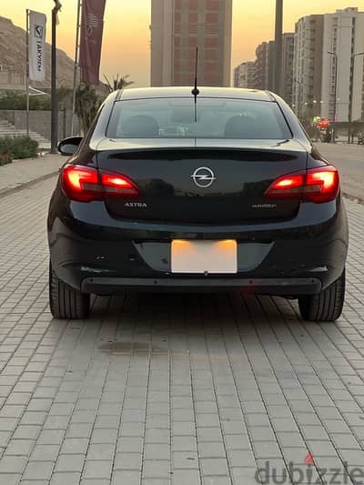 Opel Astra 2016