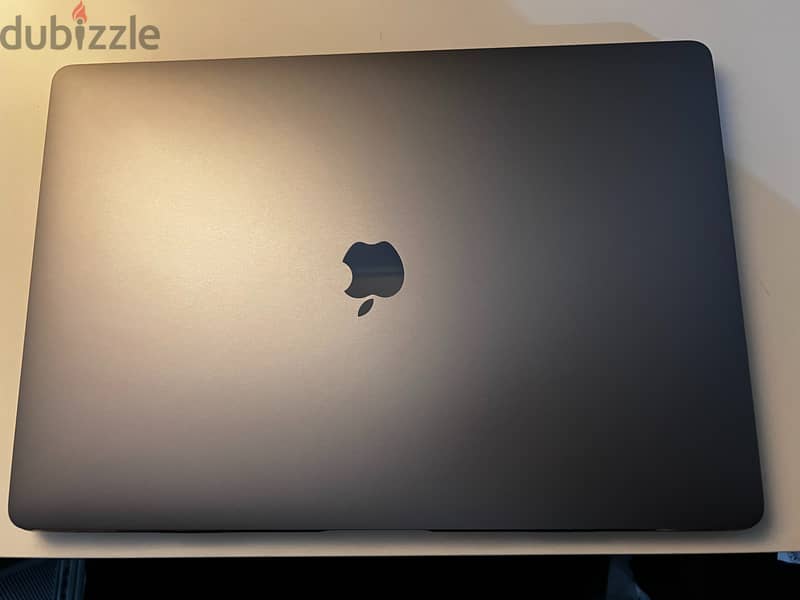 MacBook Pro 2019 16 inch - Cycle 58 4