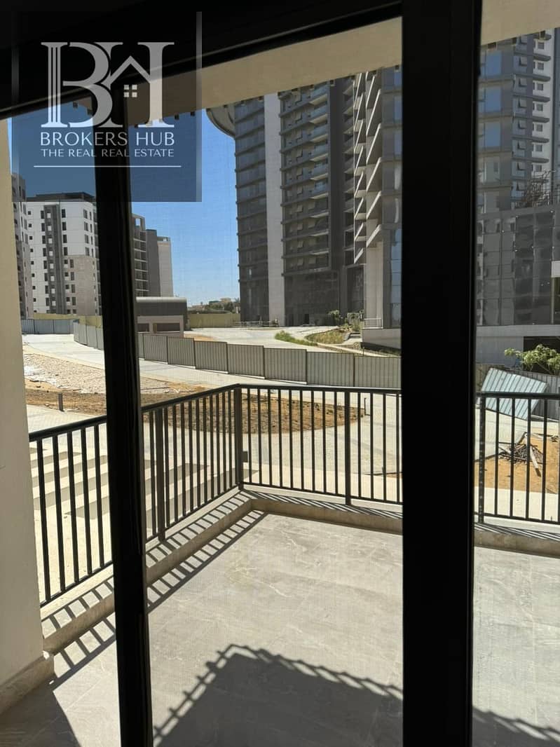 Opportunity Hotel apartment for sale View towers Zed west el sheikh zayed 0