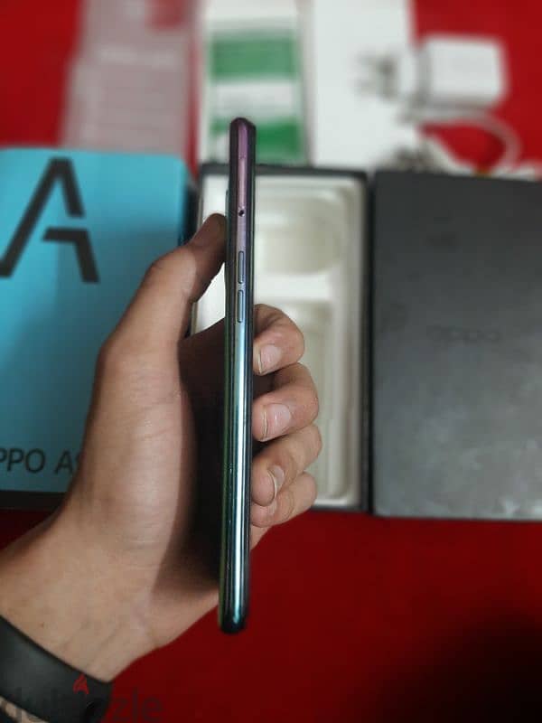 oppo A94 128/8+4 ram بجميع مشتملاته 6