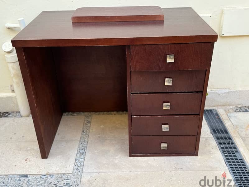 Vintage Mid-Century Modern Desk with Storage 4