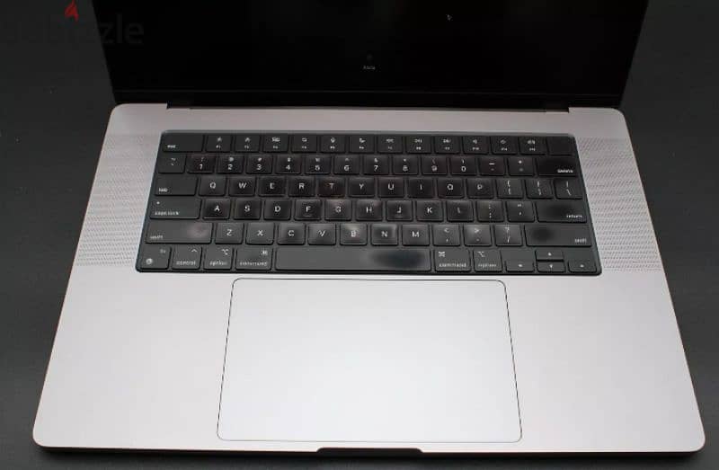 MacBook pro m1 pro 16-inch 4