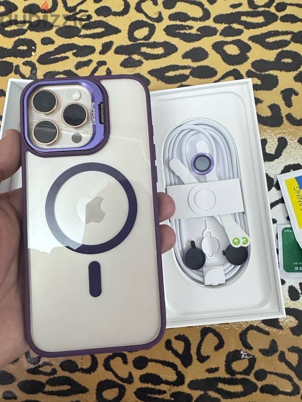 iPhone 16 pro max for sale مفيش عليه ضرايب 2