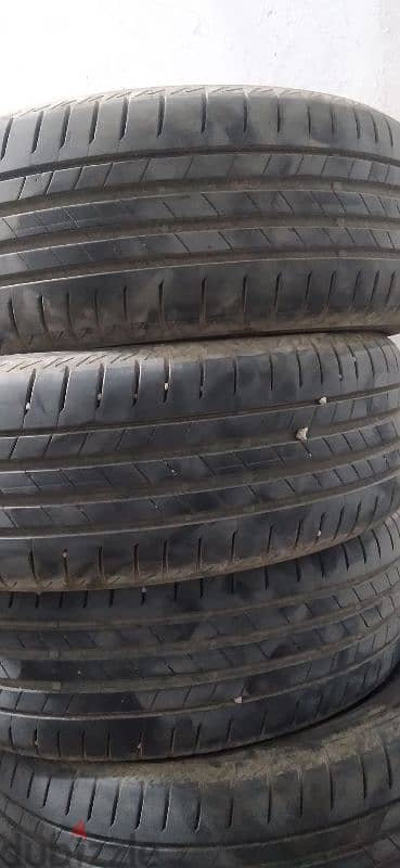 طقم كاوتش Bridgestone مقاس 205/55/16 انتاج 2023 2