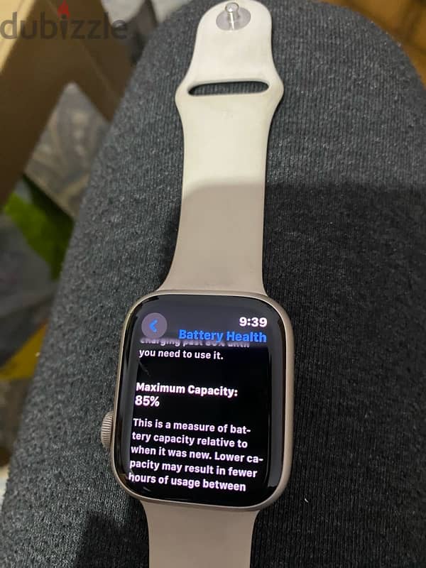 Apple Watch series 8 45MM starlight 1