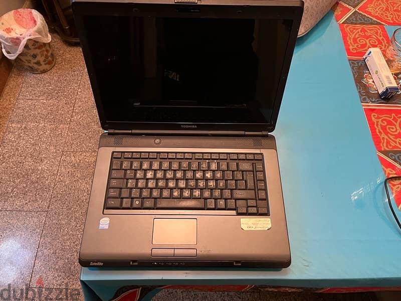 Toshiba Satellite Pentium 1