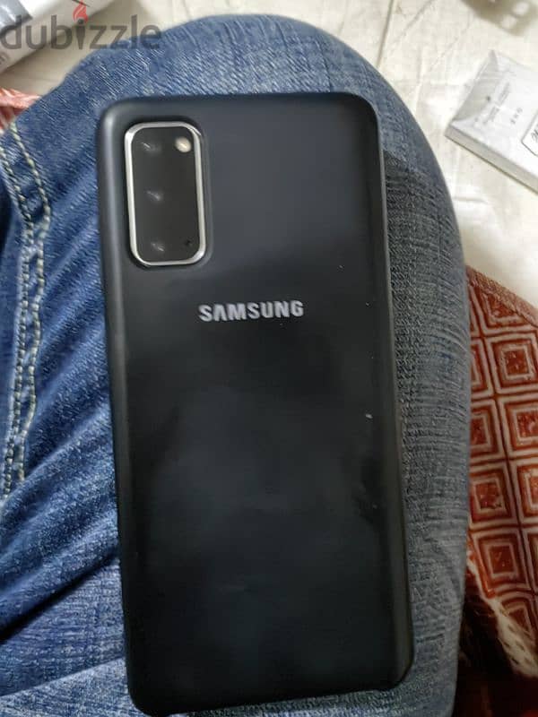 Samsung S20 5G أمريكي بحالة فوق الممتازة 1