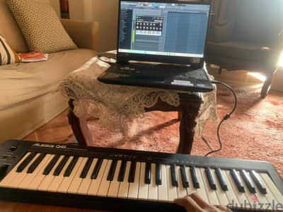 Midi Alesis Q49