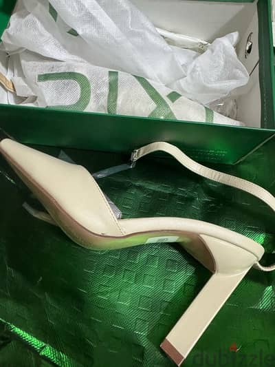 Pixi - Brand New highheels - Size 37