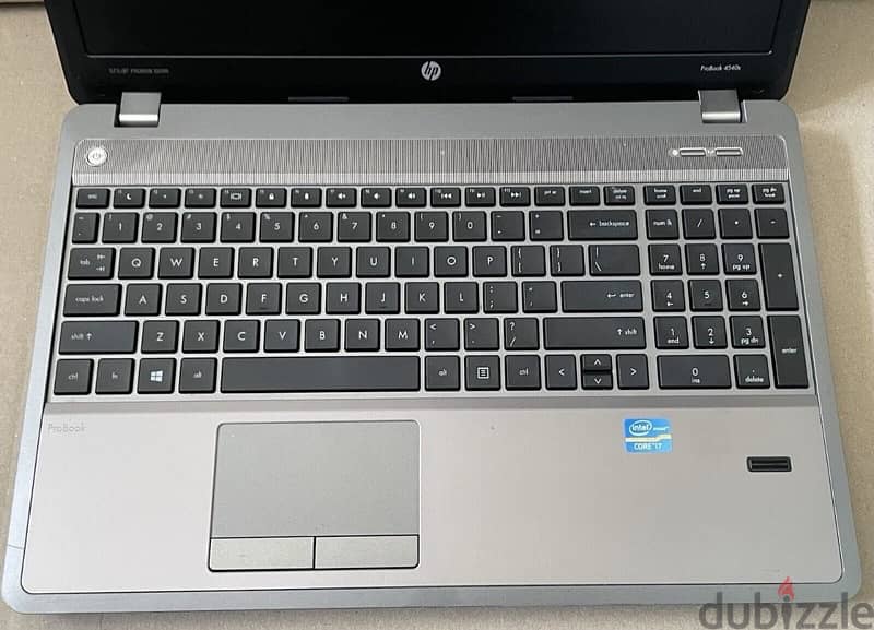 لاب hp غني عن التعريف استخدام شخصي 1