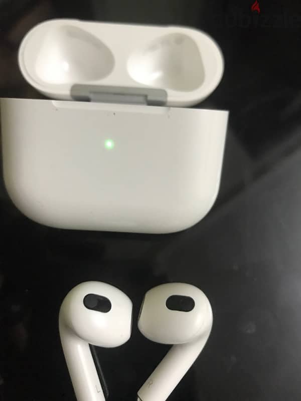 AirPods 3 2