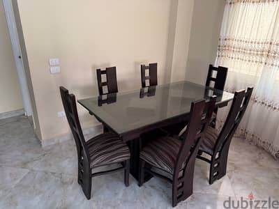 Dining Table with 6 chairs