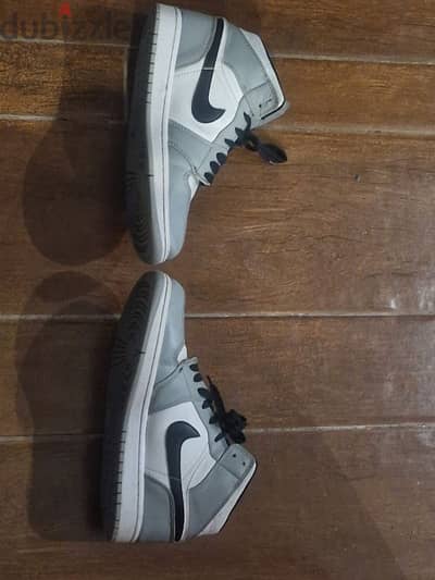 Jordan Air Jordan 1 Mid "Light Smoke Grey" sneakers