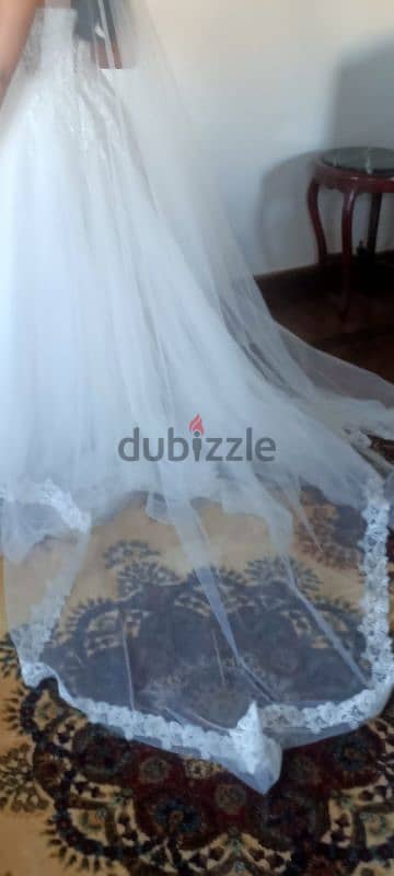 A Line  wedding dress with veil