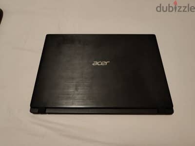 Acer aspire one