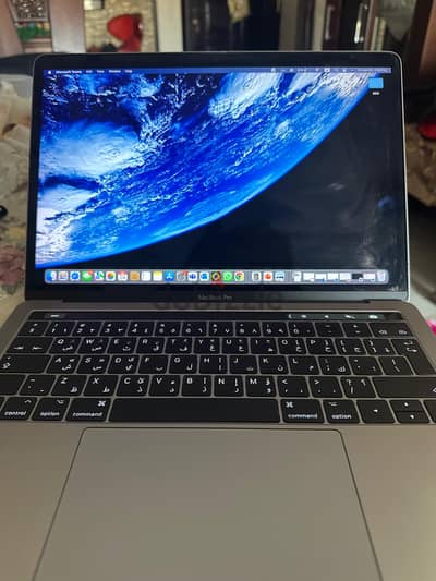 Macbook Pro 2027 ( Touchbar )