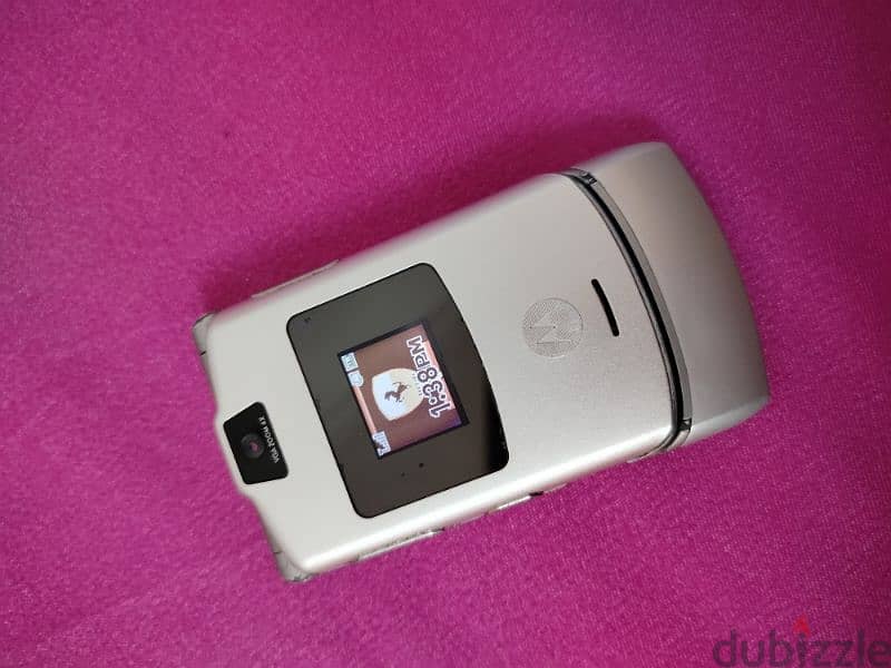 Motorola V3 Silver 2