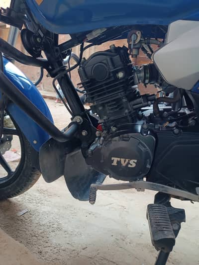 مكنه TVS HLX150