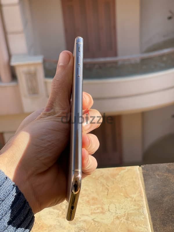 i phone xs max 256 giga خطين 3