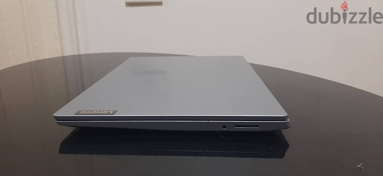 بنص سعره  زيرو لم يستعمل الجيل ال11 Lenovo idea pad slim 3