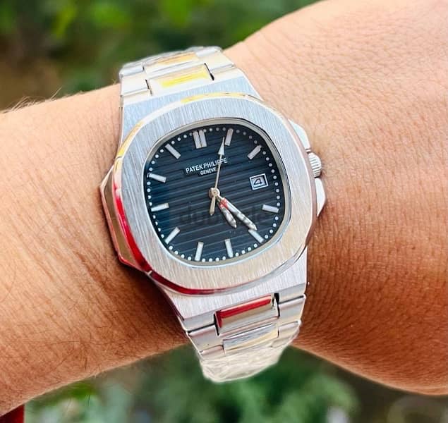 ساعة patek Phillipe والشحن مجاني 12