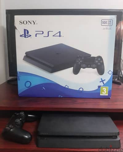 PS4 Slim بلايستيشن ٤ بالعاب