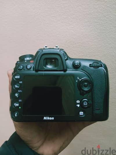 D7200