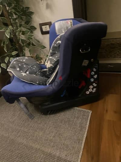 chicco carseat very good condition  from new born to 4 year