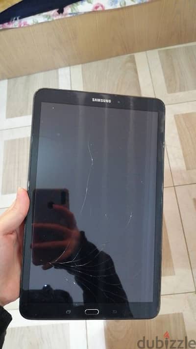 Samsung galaxy SM-T585 A tablet used