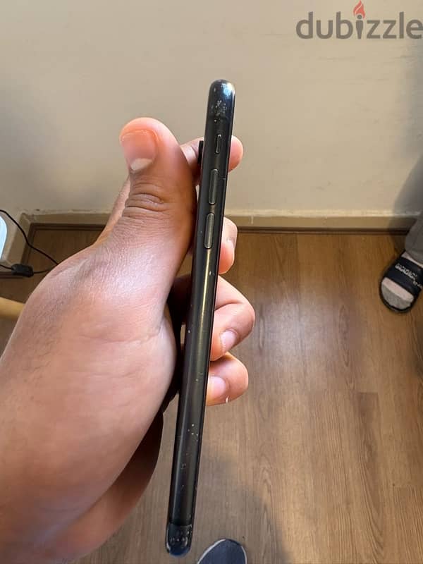 IPhone XR 64G 6