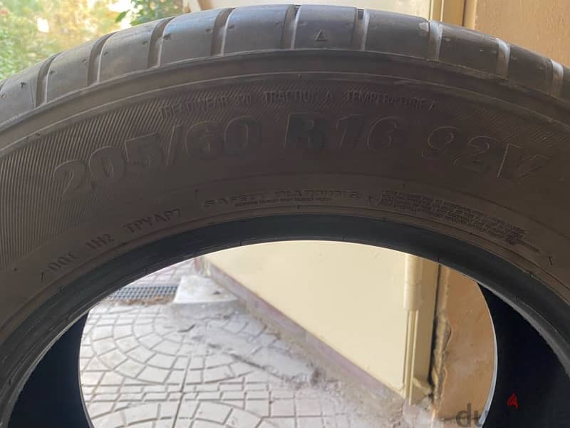 Kumho ٤ فرد كاوتش مقاس ١٦ ٢٠٥/٦٠ 2