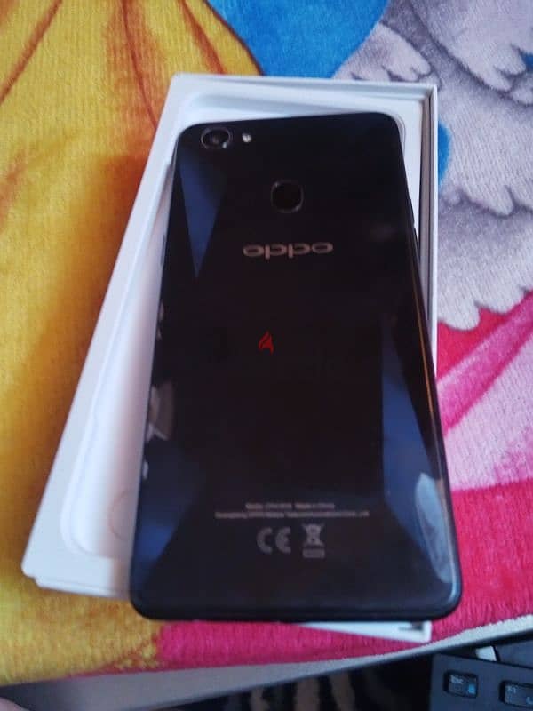 oppo f7 مع الكرتونة فقط 1